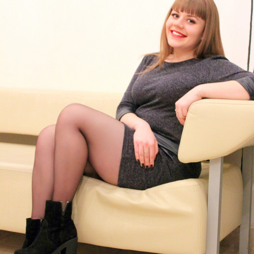 Нина Комиссаровa