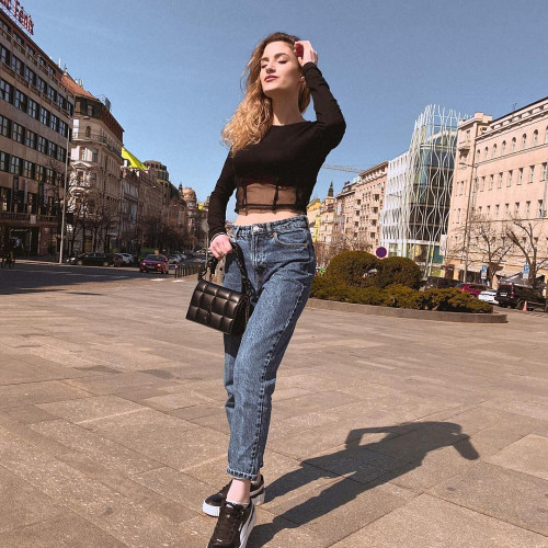 Поліна Василенко