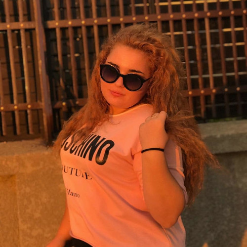 Эмма Носовa