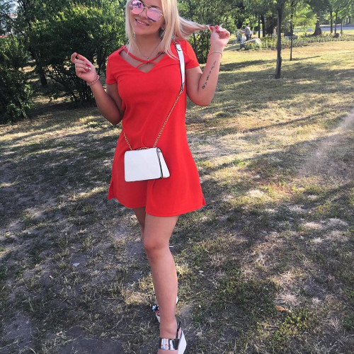 Эмилия Никоновa