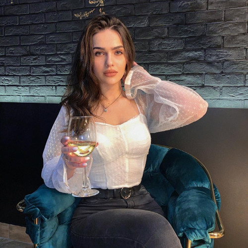 Рената Никитинa