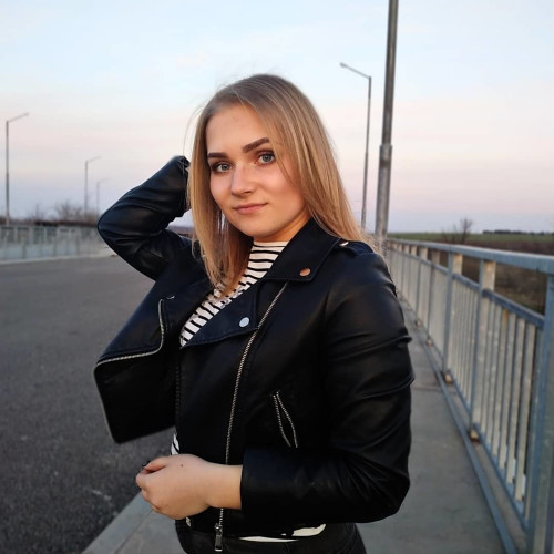 Олена Кравчук