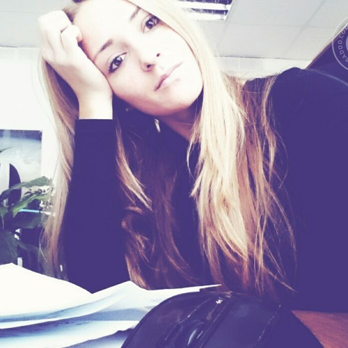 Ева Вишняковa