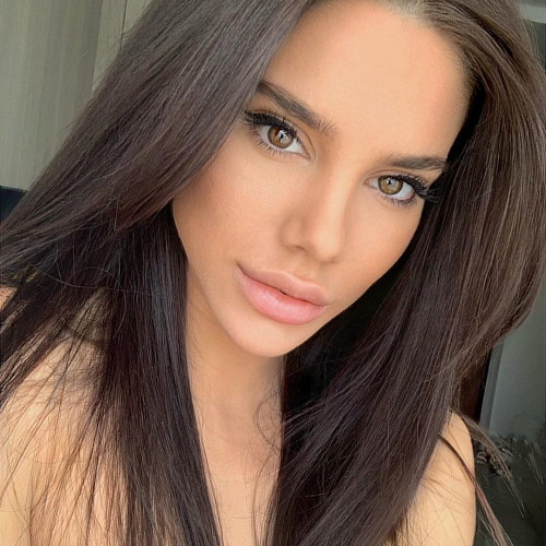 Людмила Новиковa