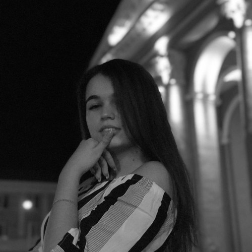 Изабелла Лазаревa