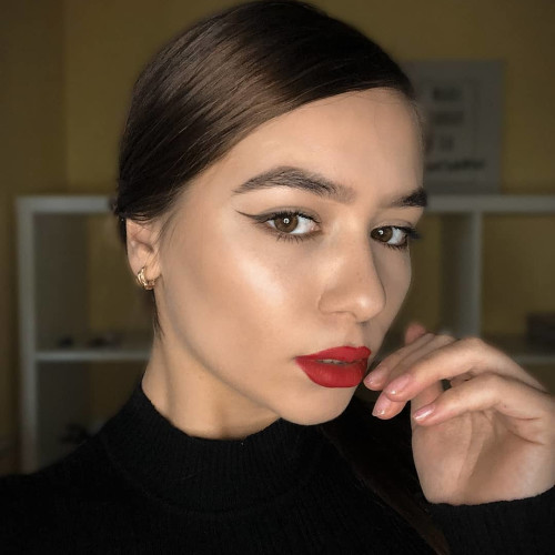 Регина Назаровa