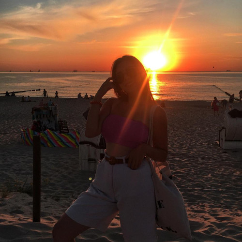 Нелли Андреевa