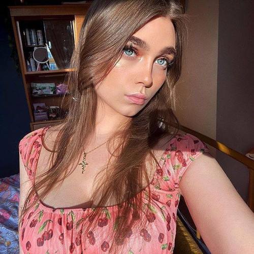 Люся Мухинa