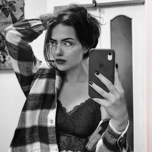 Лилия Шестаковa