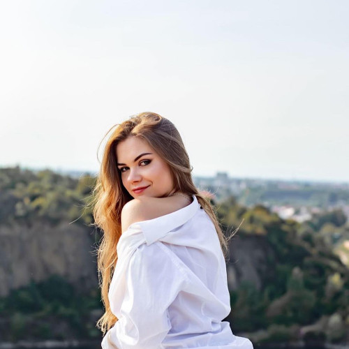 Эльвира Брагинa