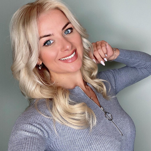 Лариса Давыдовa