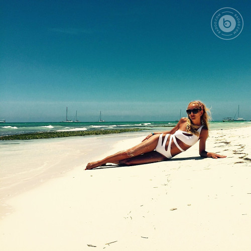 Рената Сухановa