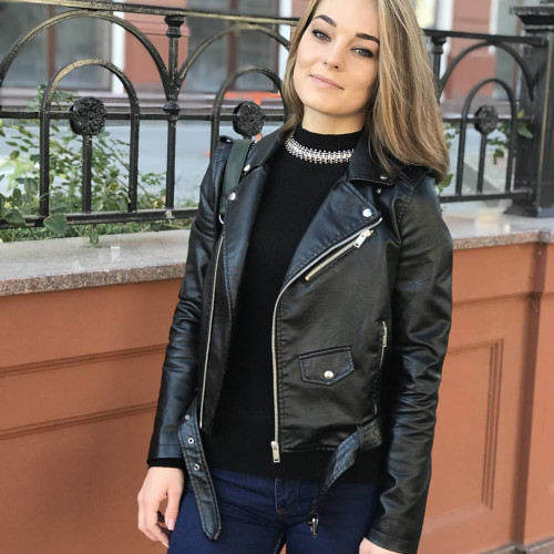 Елена Юдинa