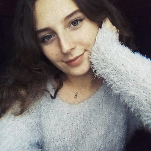 Рената Аксёновa