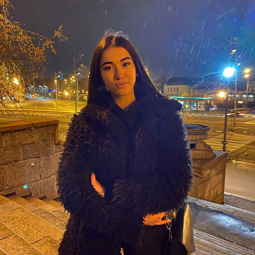 Нина Фомичёвa