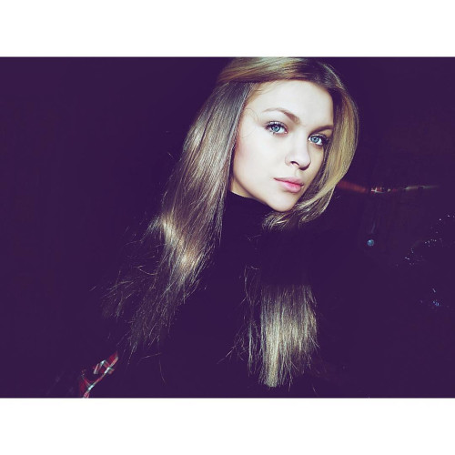 Яна Потаповa