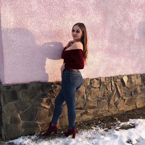 Зоя Крюковa