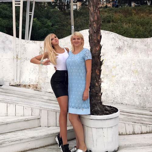 Эмилия Селезнёвa