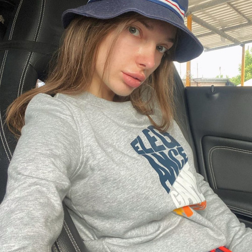 Ніна Середа