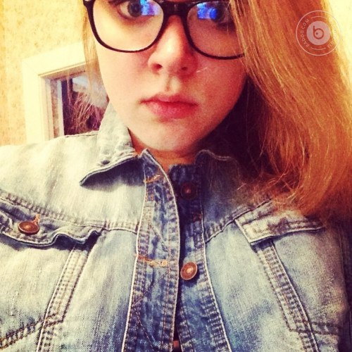 Анна Комиссаровa