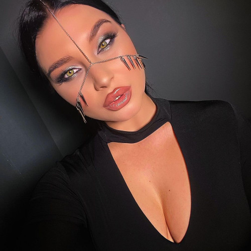 Люся Алексеевa