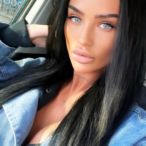 Ева Пестовa