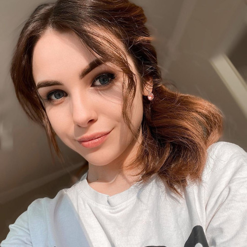 Анна Шашковa