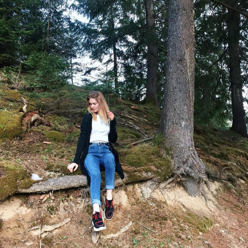 Оксана Доронинa