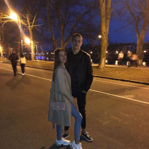 Дина Ореховa