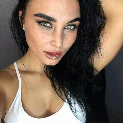 Нелли Макаровa