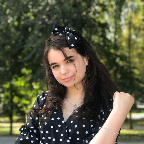 Алёна Мамонтовa