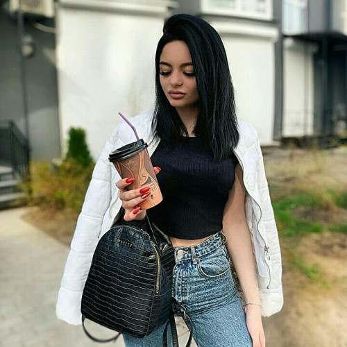 Эмма Козловa