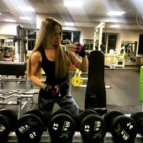 Дарья Поповa