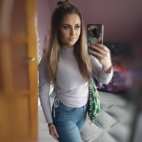 Олександра Мельниченко