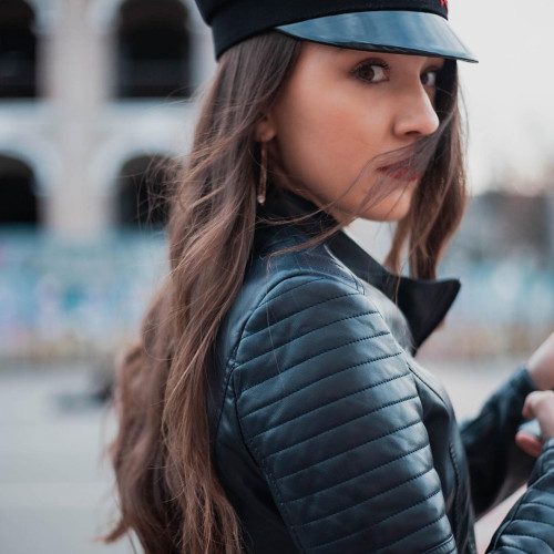 Искра Зайцевa