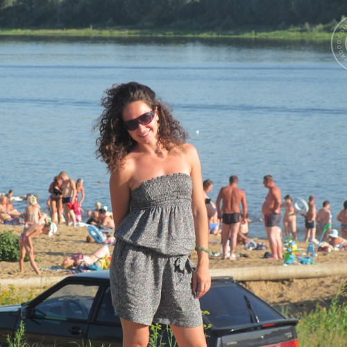 Лариса Жуковa