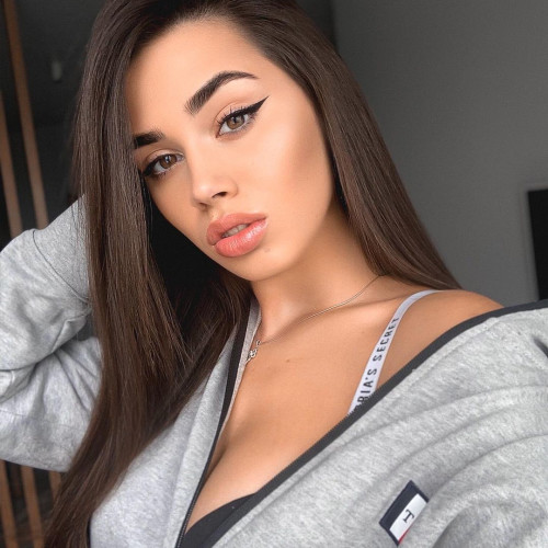 Алина Константиновa