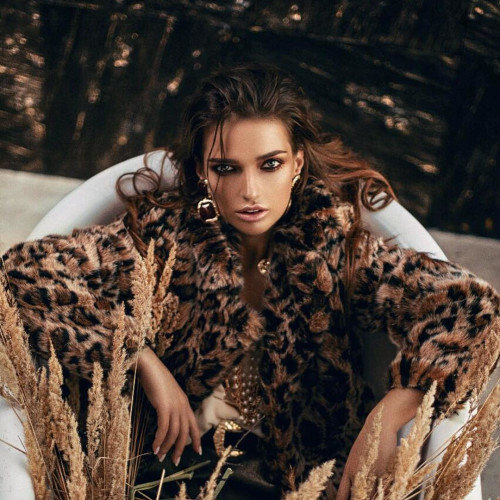 Алиса Фроловa