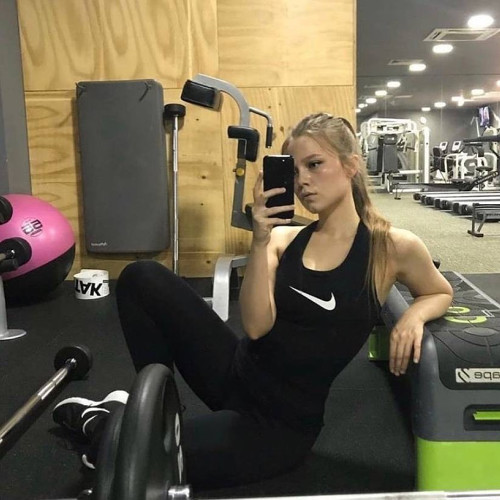 Изабелла Михайловa