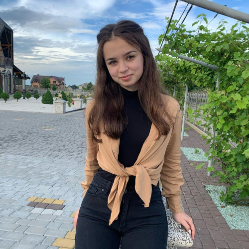 Єлизавета Броваренко