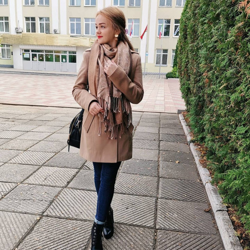 Анфиса Петровa