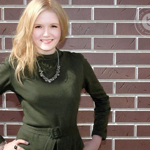 Юлия Веселовa