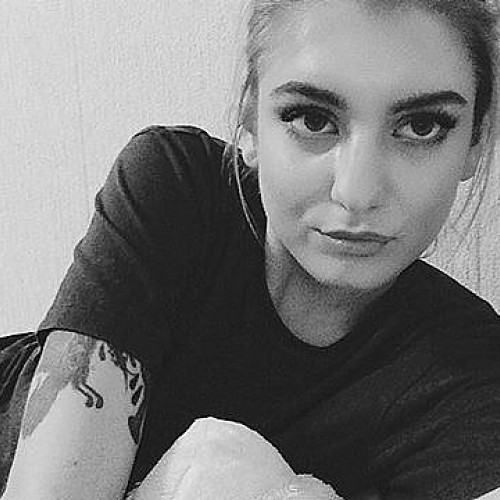 Надежда Казаковa