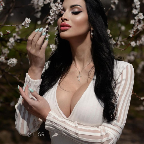 Яна Тетеринa