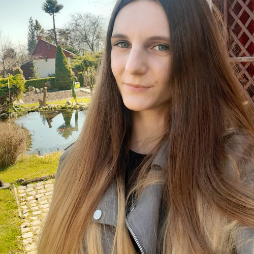 Нелли Бобылёвa