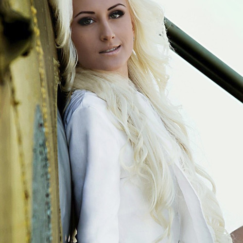 Ксения Костинa