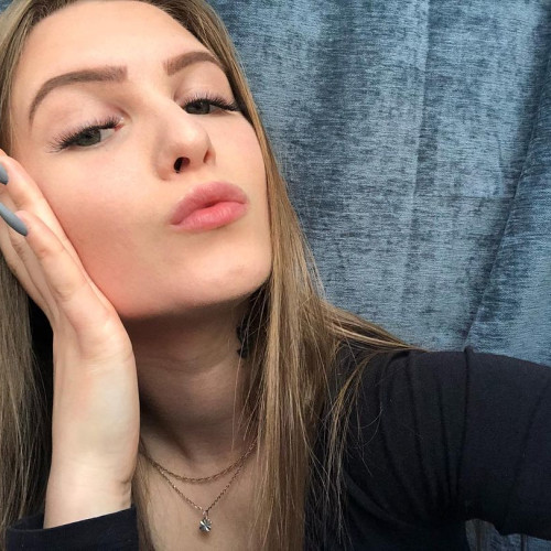 Алёна Капустинa