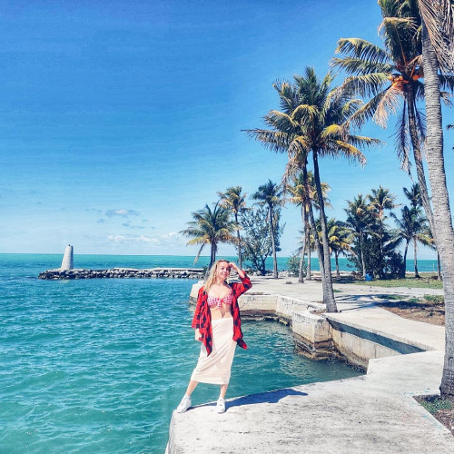 Полина Козловa