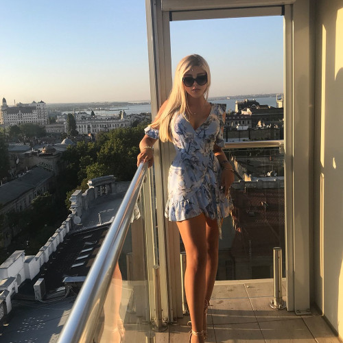 Нонна Ситниковa