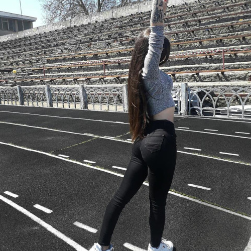 Ника Гущинa